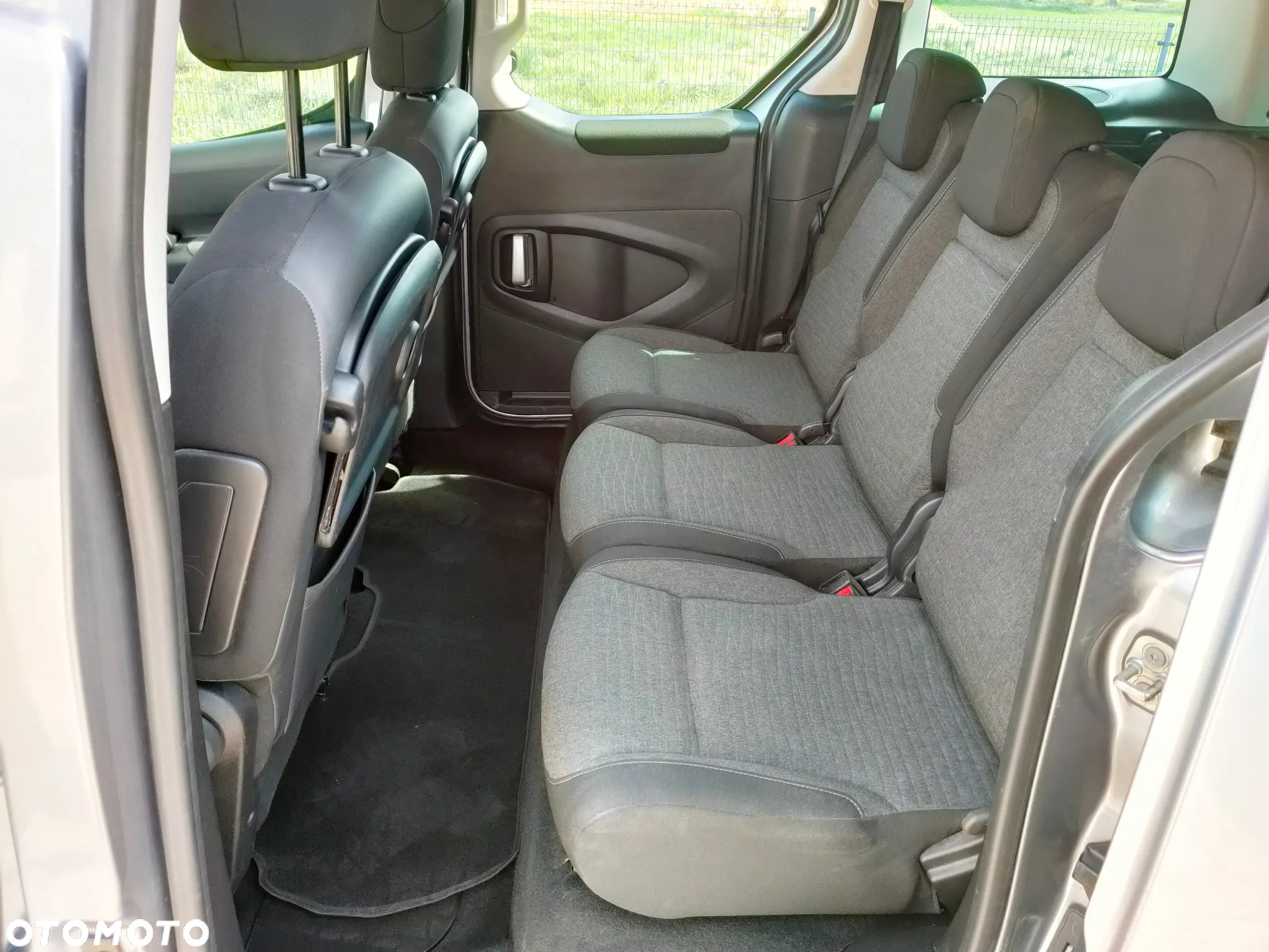 Citroën Berlingo Multispace BlueHDi 100 FEEL - 10