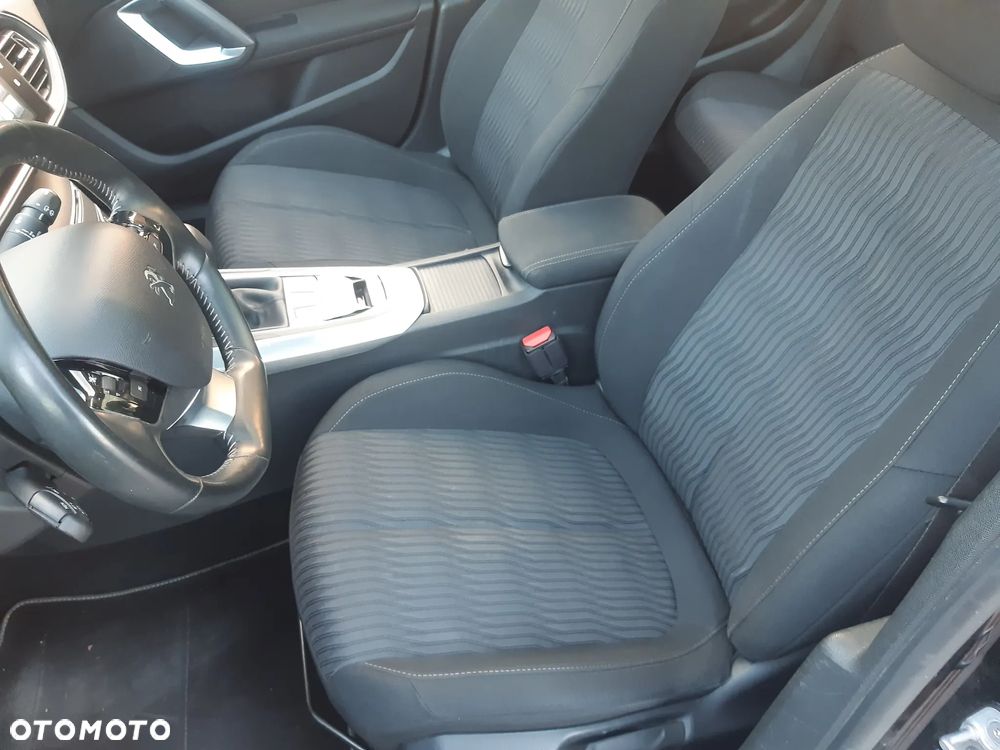 Peugeot 308 SW BlueHDi 150 Automatik Stop & Start Niveau 2 Business-Line - 18