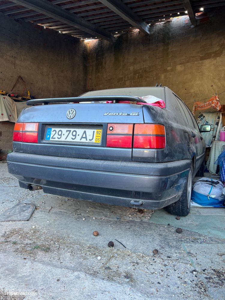 VW Vento 1.4 GL - 1