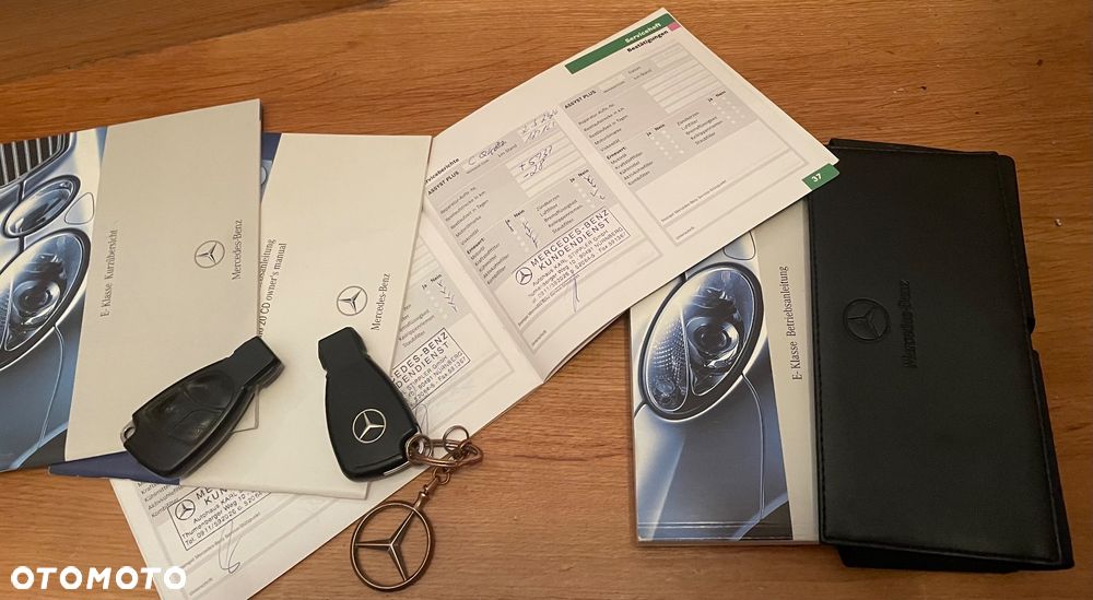 Mercedes-Benz Klasa E - 25