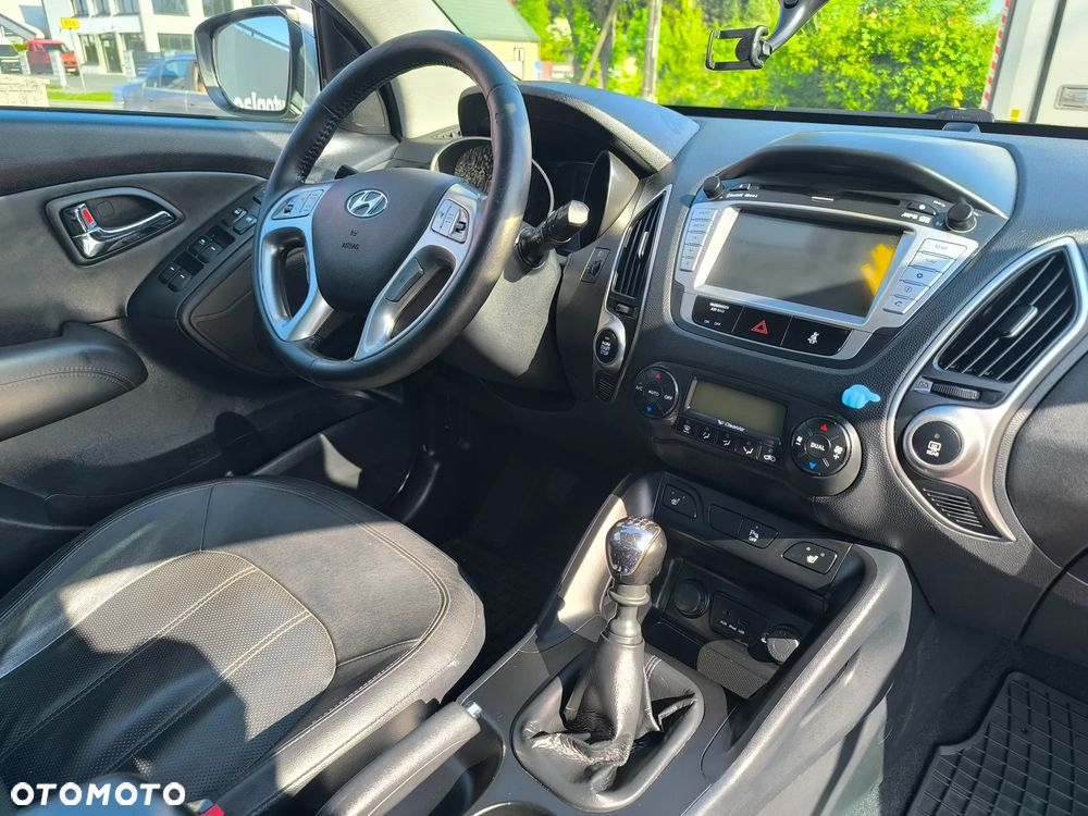 Hyundai ix35 2.0 CRDi 4WD Premium - 17