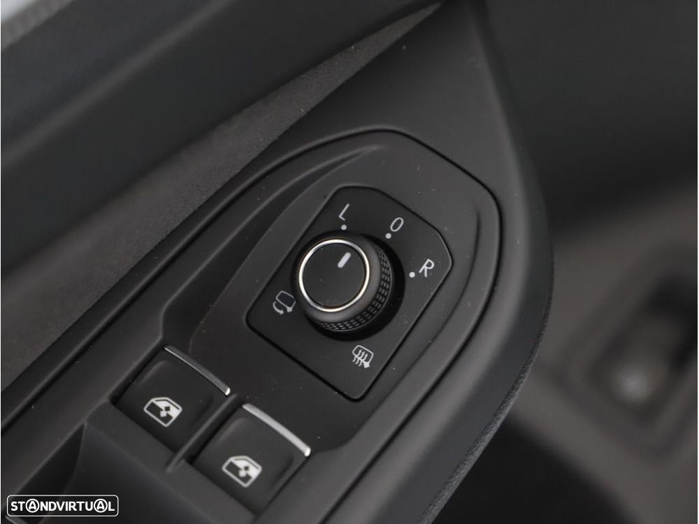 VW Golf 1.5 TSI e-Hybrid GTE DSG - 29