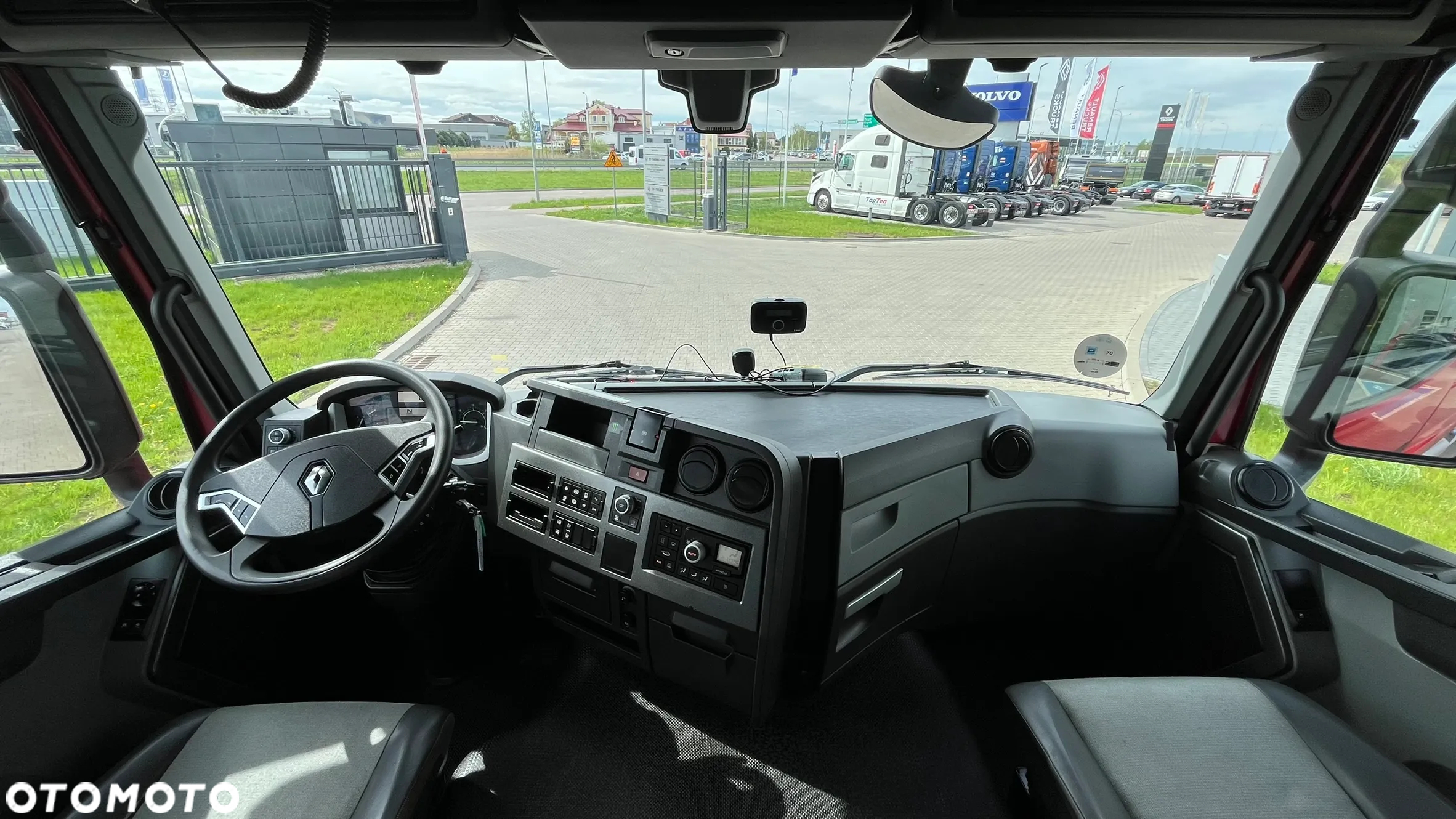 Renault T - 13