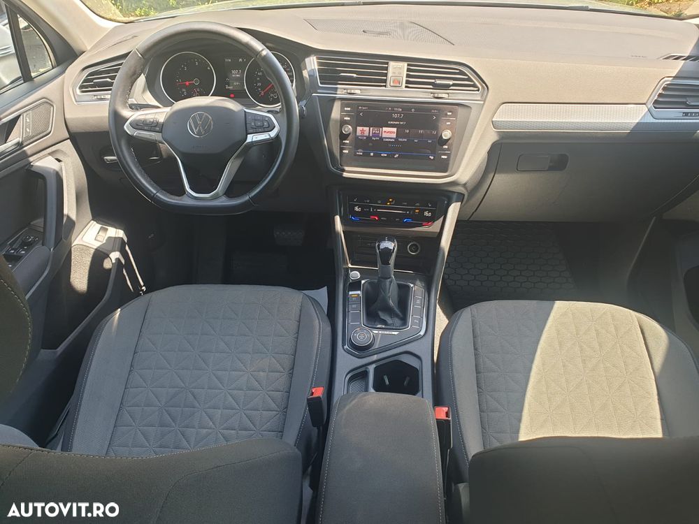 Volkswagen Tiguan 2.0 TDI SCR DSG 4Motion Life - 17