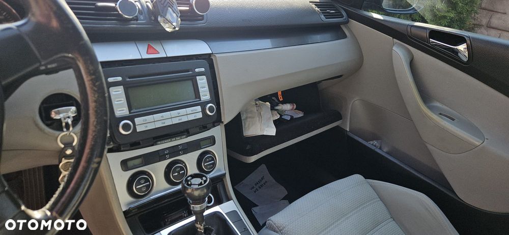 VOLKSWAGEN PASSAT B6 05-09 2.0 FSI BLR - RADIO RADIOODTWARZACZ - 1