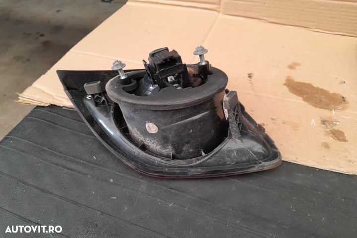 Lampa / Tripla stop stanga pe hayon 5M0945093M 5M0945093M Volkswagen - 4