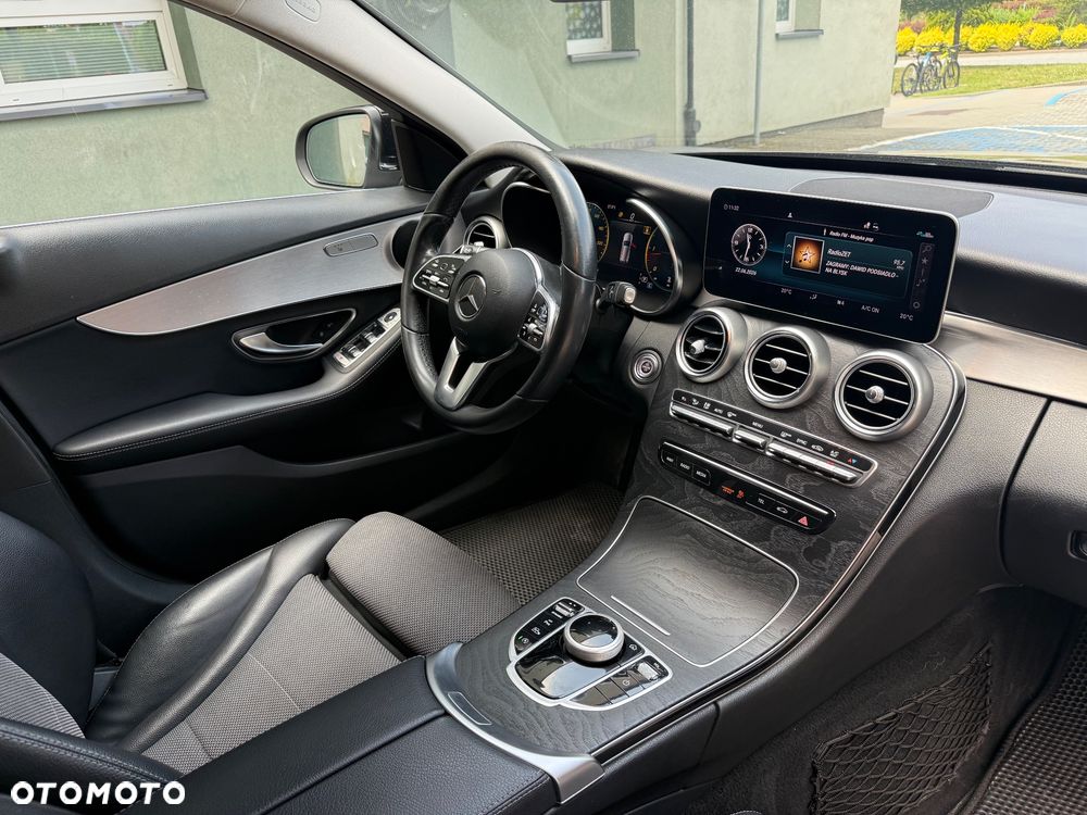 Mercedes-Benz Klasa C 220 d 9G-TRONIC Exclusive - 12