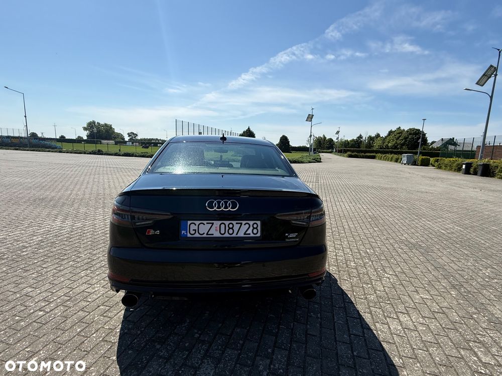 Audi A4 Limousine 2.0 TFSI Quattro Sport S tronic - 6