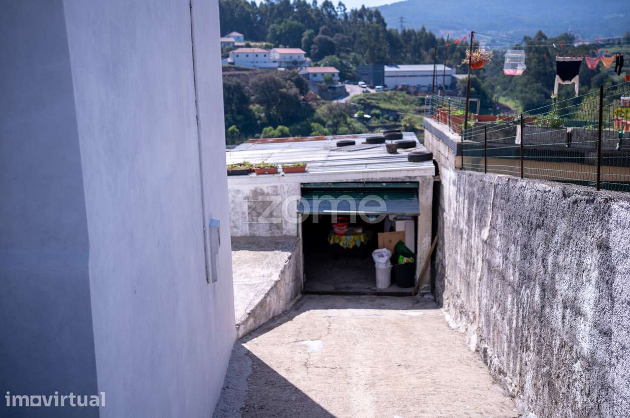 Moradia Individual renovado em Bairro - V. N. Famalicão - Grande imagem: 4/27