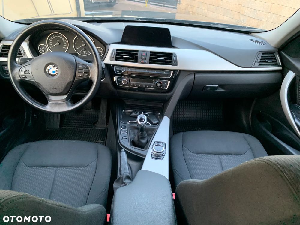 BMW Seria 3 318d Sport Line Shadow - 8