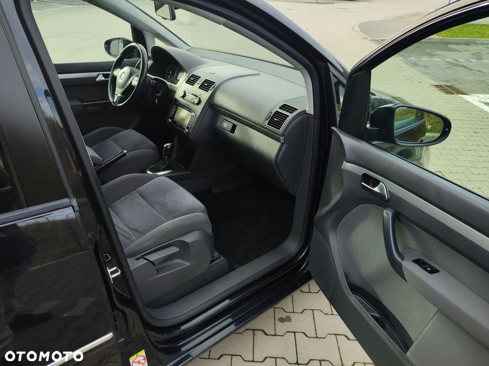 Volkswagen Touran 1.4 TSI DSG Highline - 19