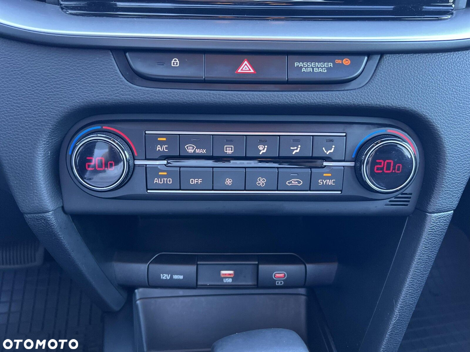 Kia XCeed - 20