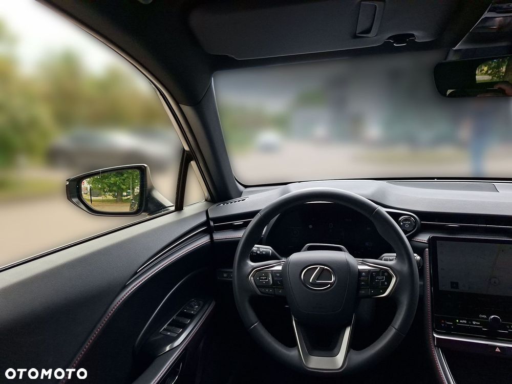 Lexus LBX 1.5 Hybrid Emotion - 22
