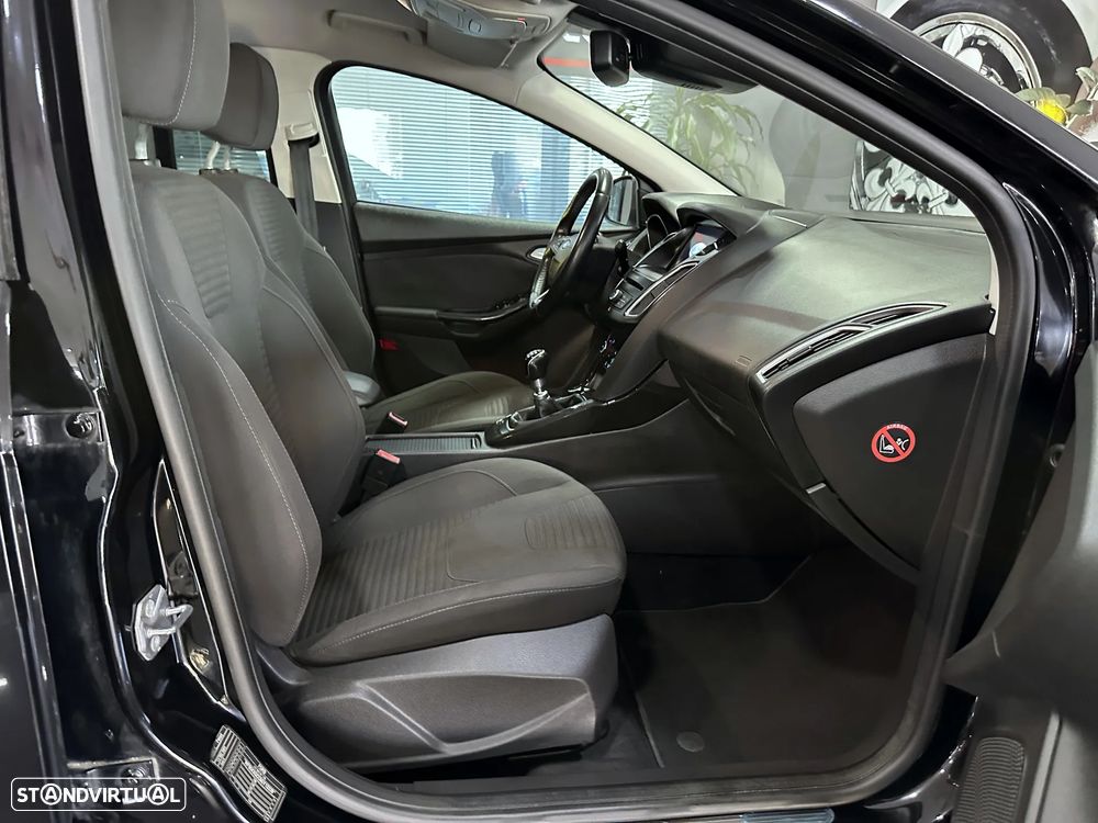 Ford Focus SW 1.5 TDCi Titanium - 16