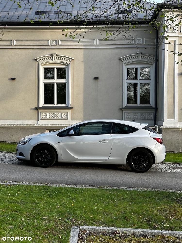 Opel Astra GTC 2.0 CDTI ecoFLEX Start/Stop - 38