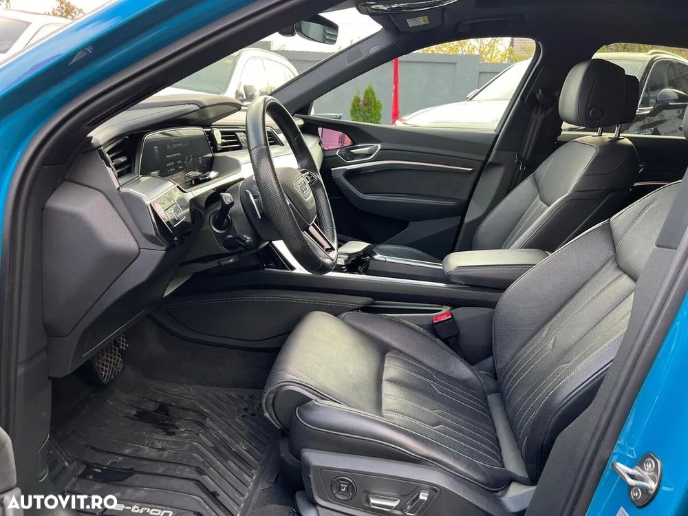 Audi e-tron quattro S - 14