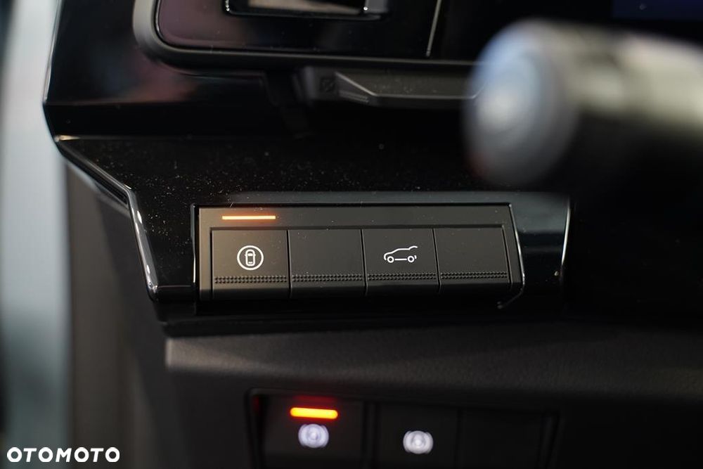 Renault Espace 1.2 E-Tech Full Hybrid 200 Iconic MMT 5os - 15