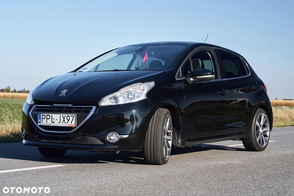 Peugeot 208 Blue-HDi 120 Stop&Start Allure - 24