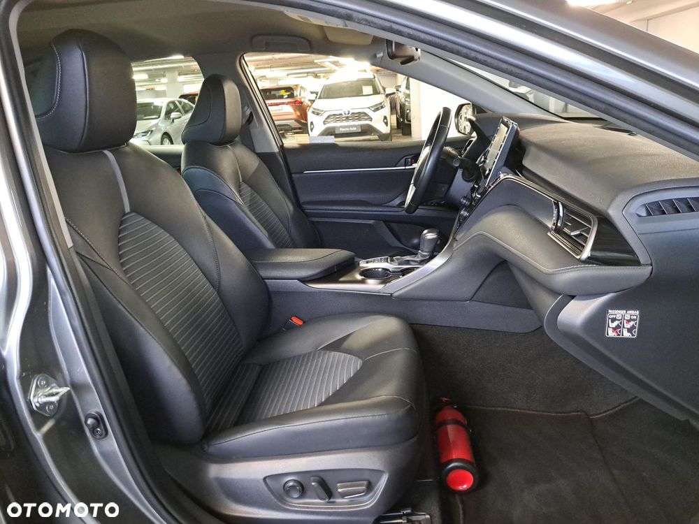 Toyota Camry 2.5 Hybrid Prestige CVT - 16
