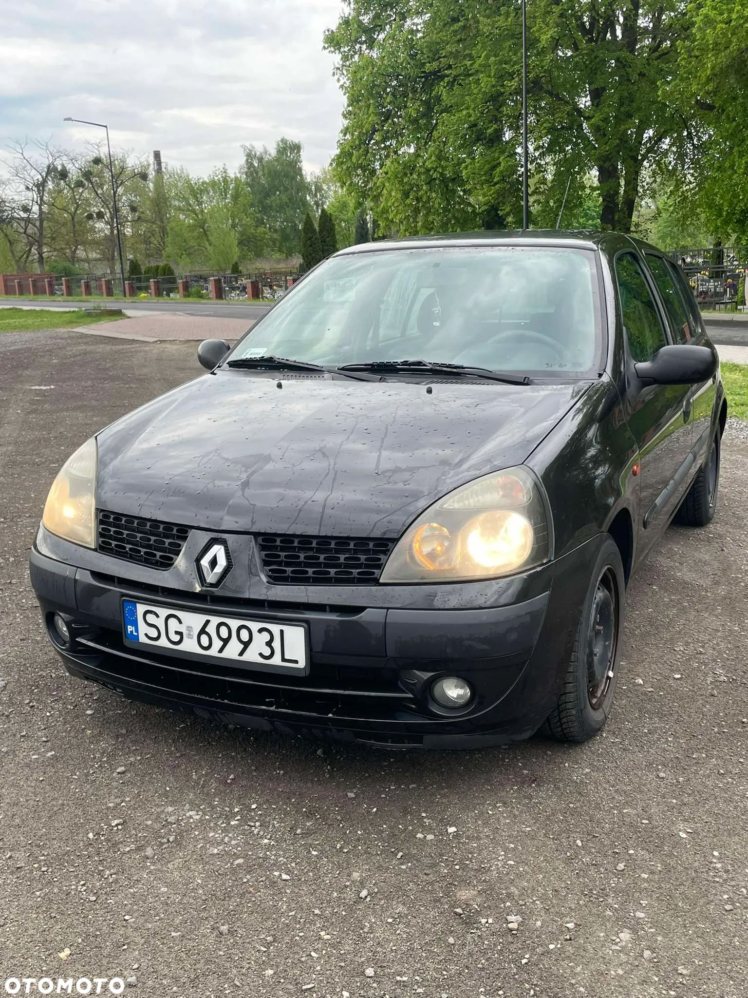 Renault Clio - 1
