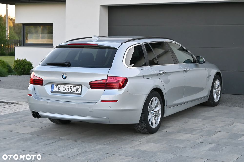 BMW Seria 5 525d - 7