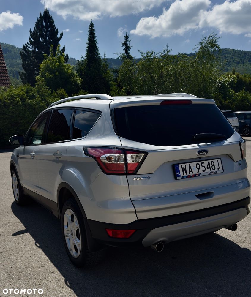 Ford Kuga 2.0 TDCi 4x4 Business Edition - 4