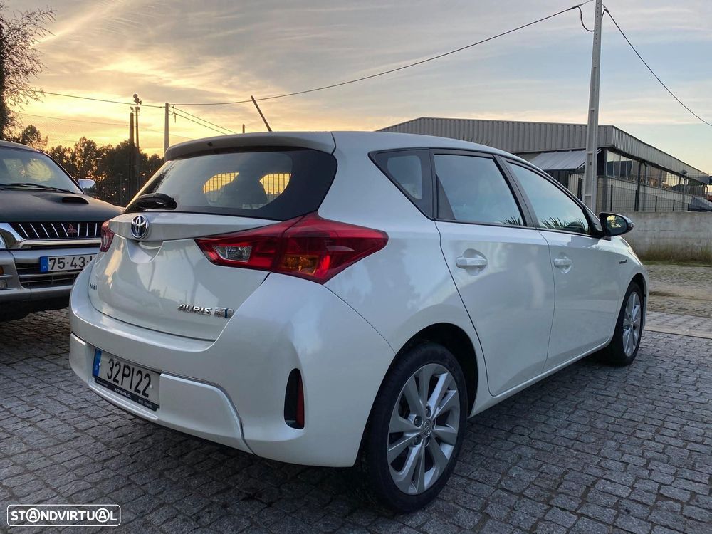 Toyota Auris 1.8 HSD Comfort - 6