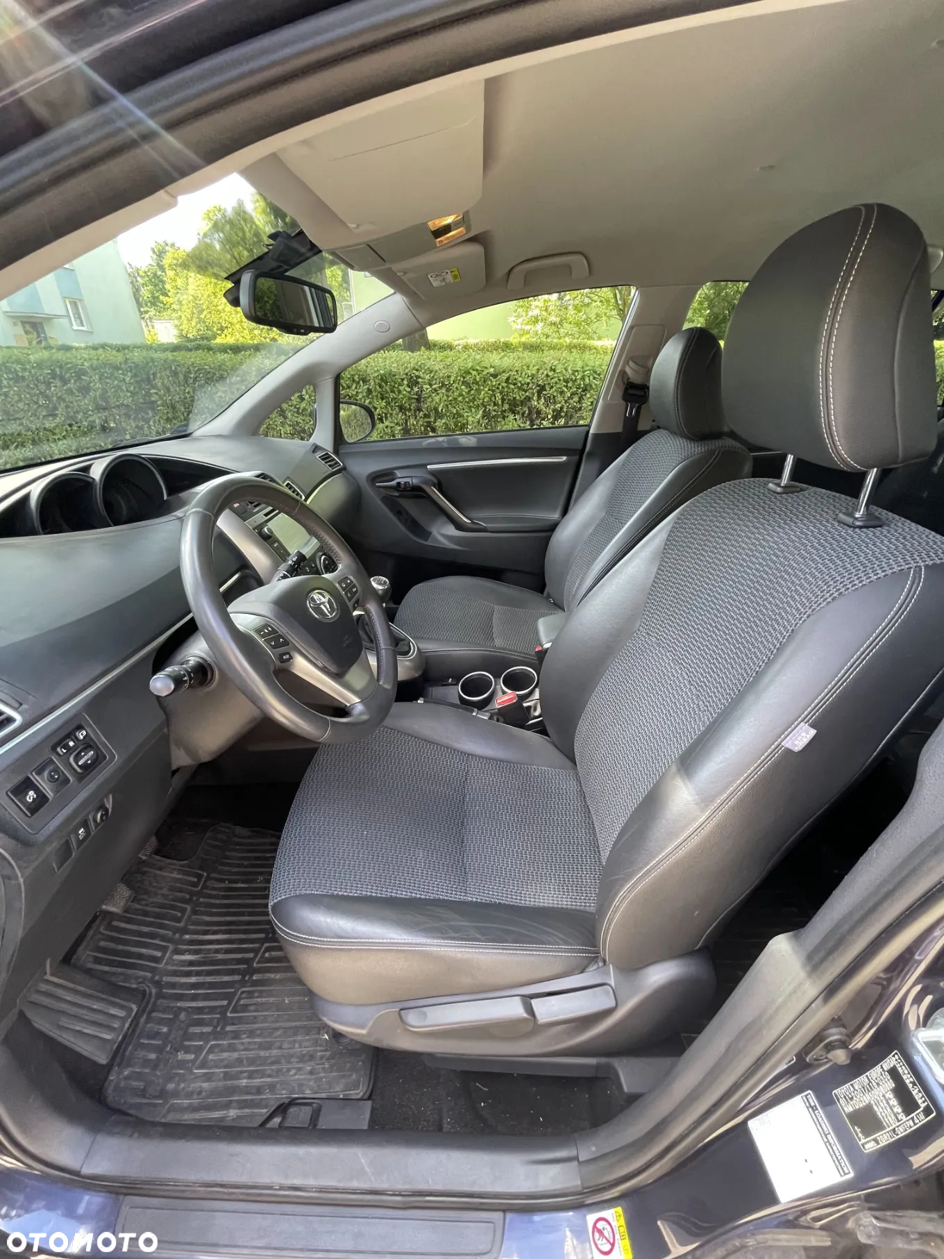 Toyota Verso 1.8 Prestige 7os EU6 - 16