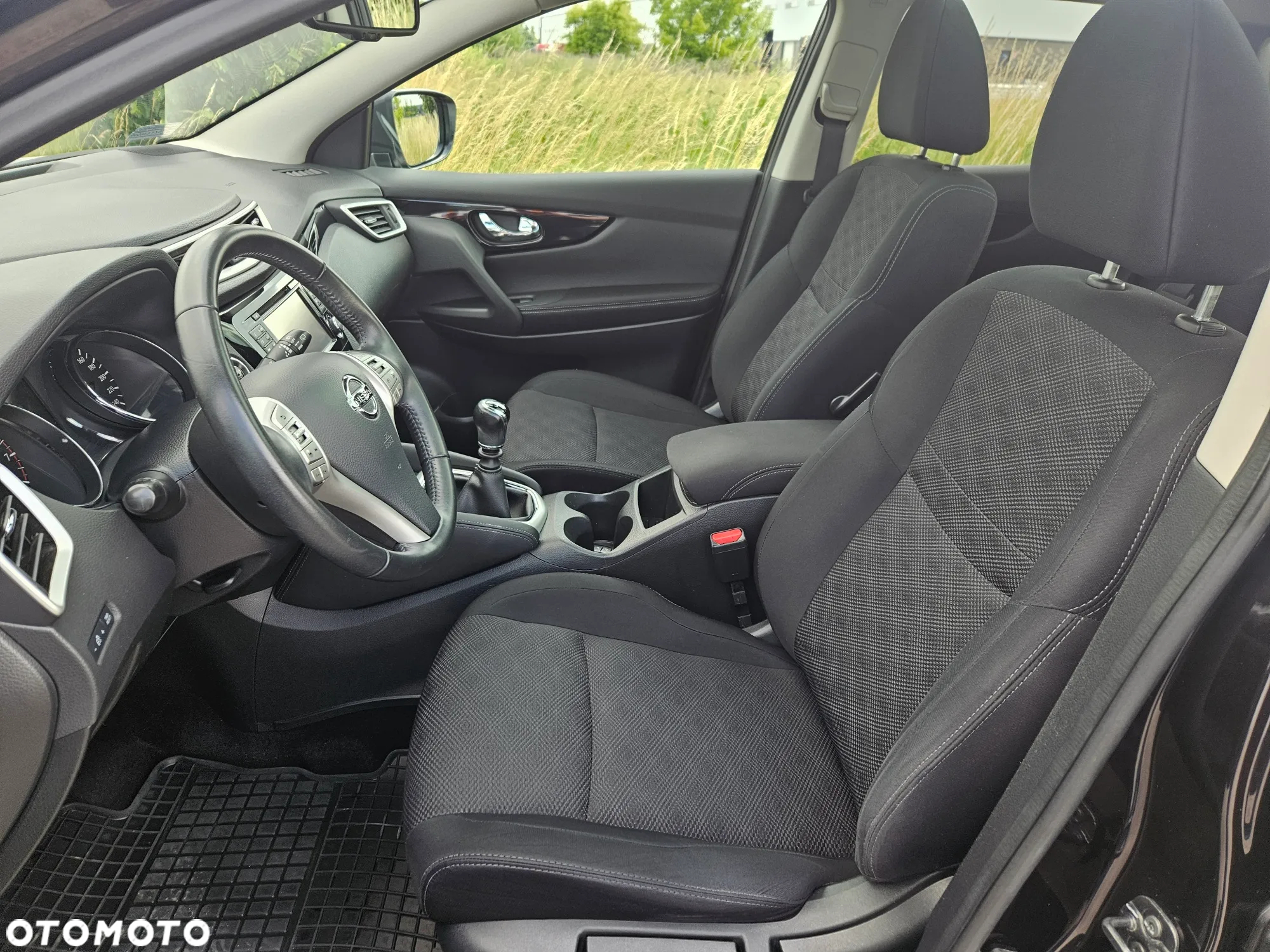 Nissan Qashqai 1.6 DIG-T N-Connecta - 9