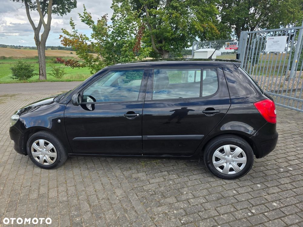 Skoda Fabia 1.2 HTP COOL EDITION - 3