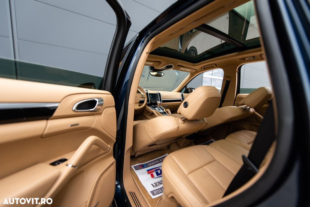 Porsche Cayenne Diesel Tiptronic S - 14