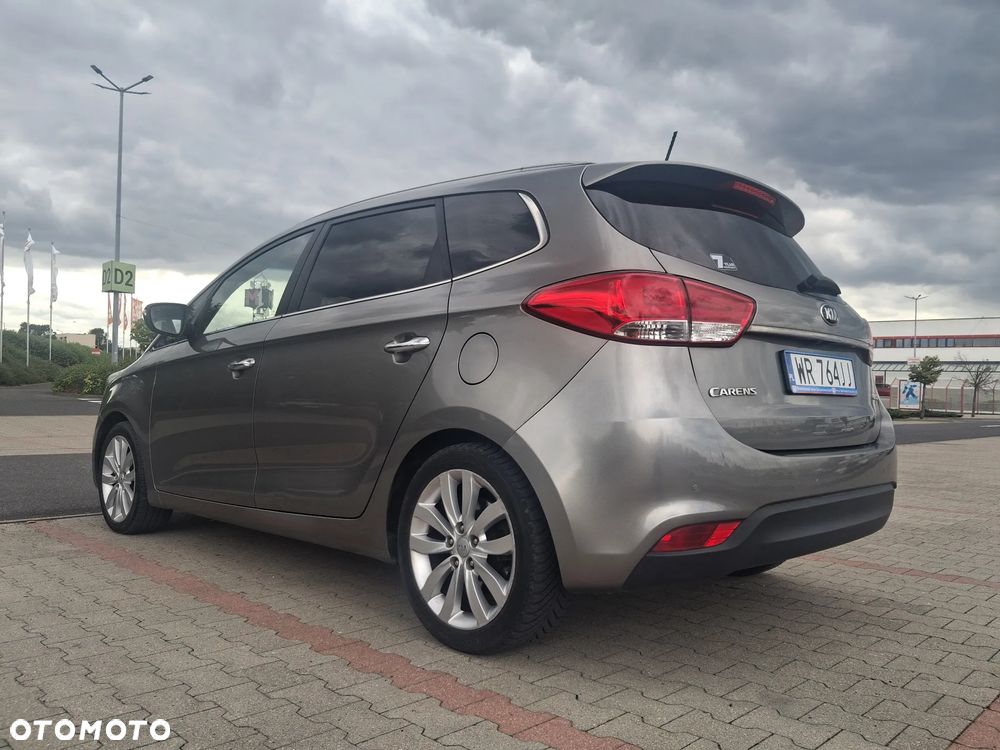 Kia Carens 1.7 CRDi 136 Fifa World Cup Edition - 35