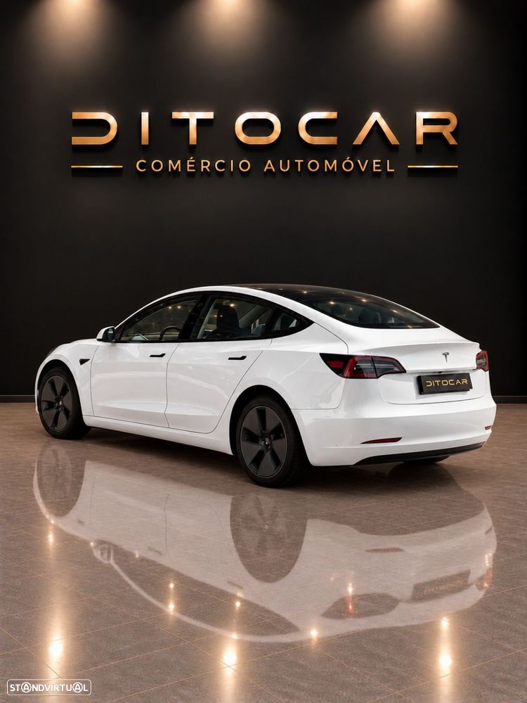 Tesla Model 3 2023 photo 4