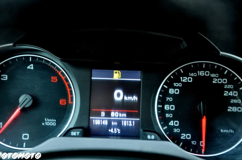 Audi A4 Avant 2.0 TDI DPF S line Sportpaket (plus) - 40