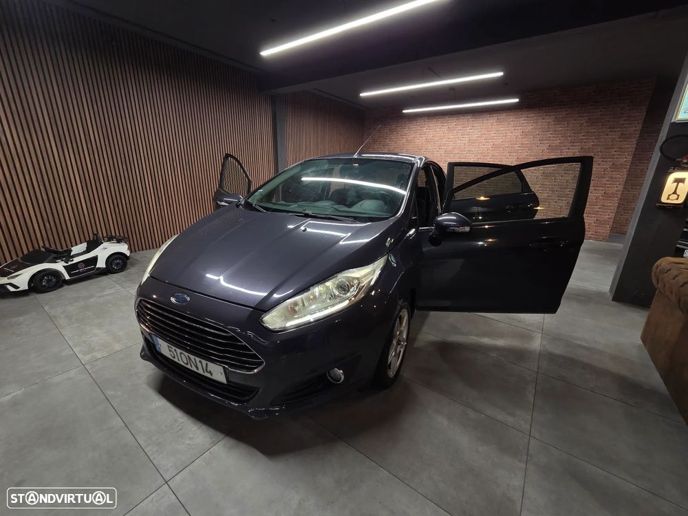 Ford Fiesta 1.6 TDCI Titanium - 27