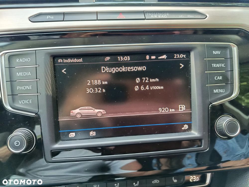 Volkswagen Passat 1.8 TSI BMT Highline DSG - 19