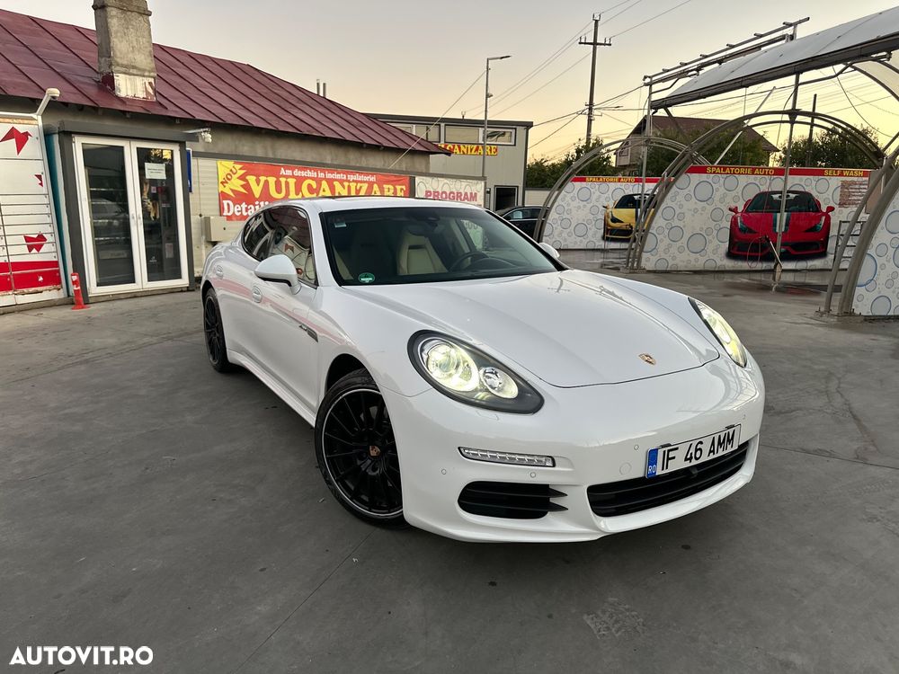 Porsche Panamera - 20