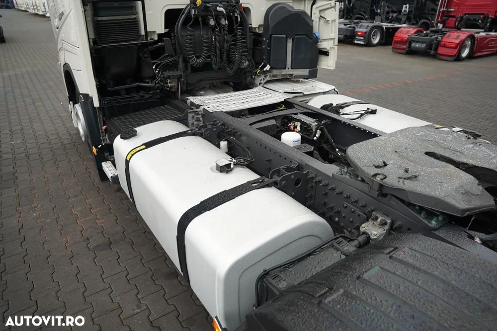 Volvo FH 460 / MEGA /  I-PARK COOL / I-SAVE / TV / EURO 6 - 13
