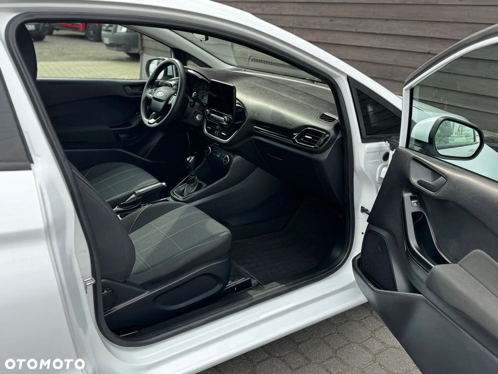 Ford Fiesta - 15