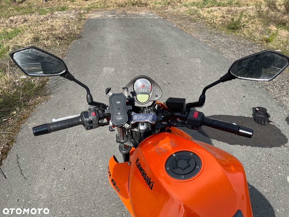 Kawasaki ER - 8