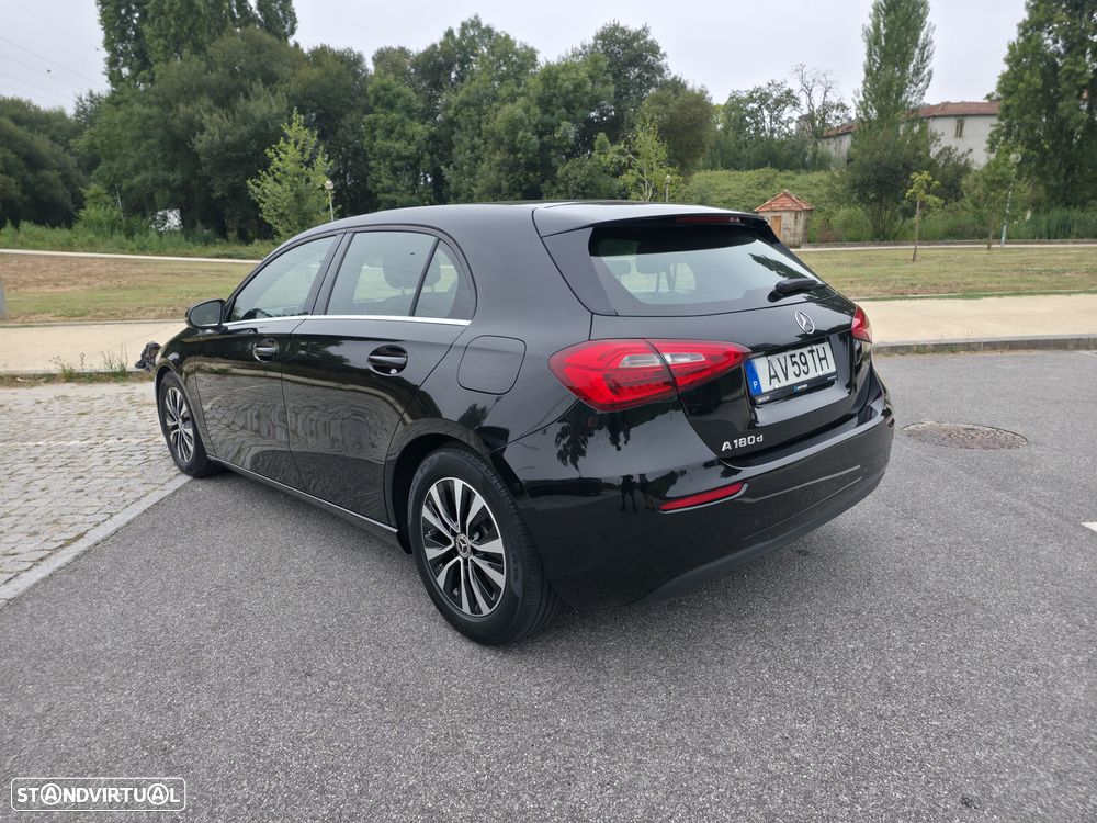 Mercedes-Benz A 180 d Progressive Aut. - 12