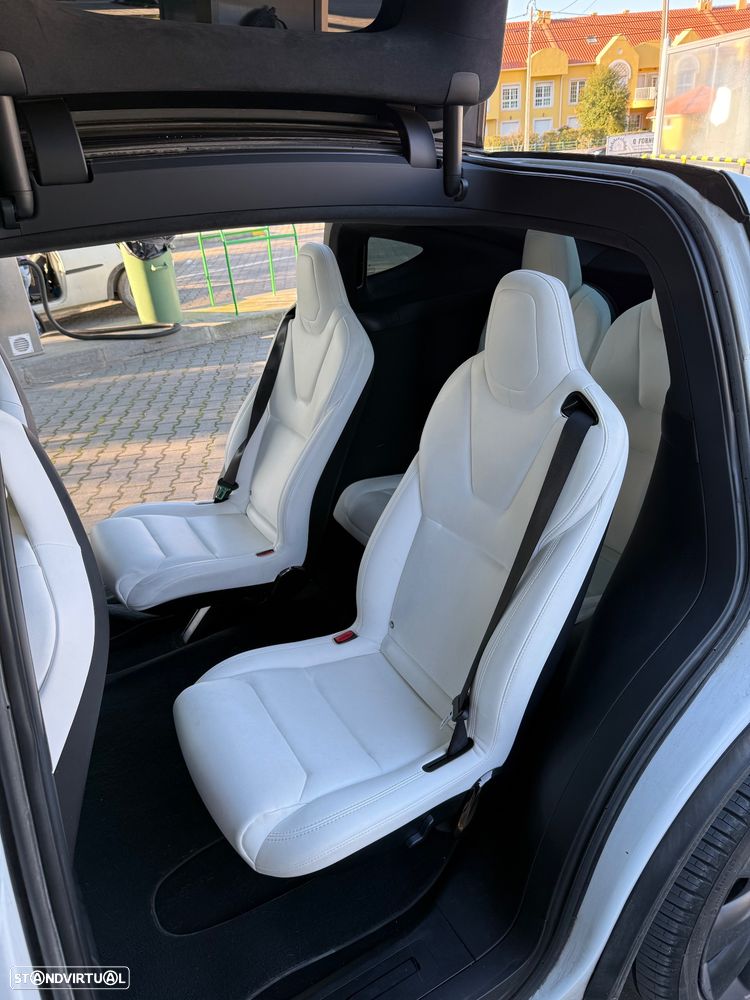 Tesla Model X 100D - 9