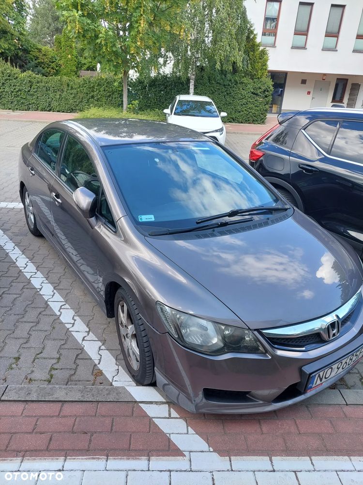 Honda Civic 1.8 Comfort - 8