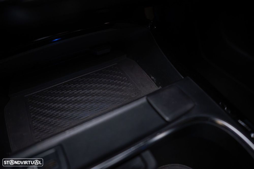 Mercedes-Benz A 250 e 8G-DCT Edition AMG Line - 40