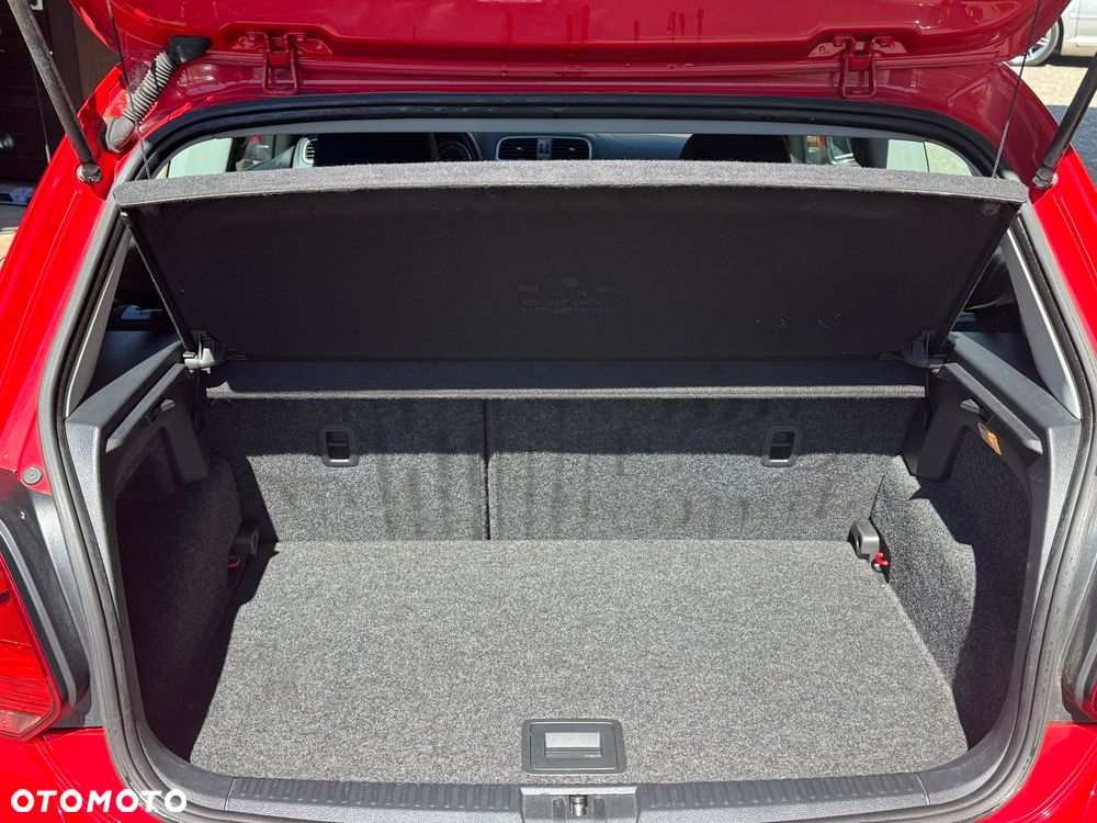 Volkswagen Polo 1.4 16V Highline - 5