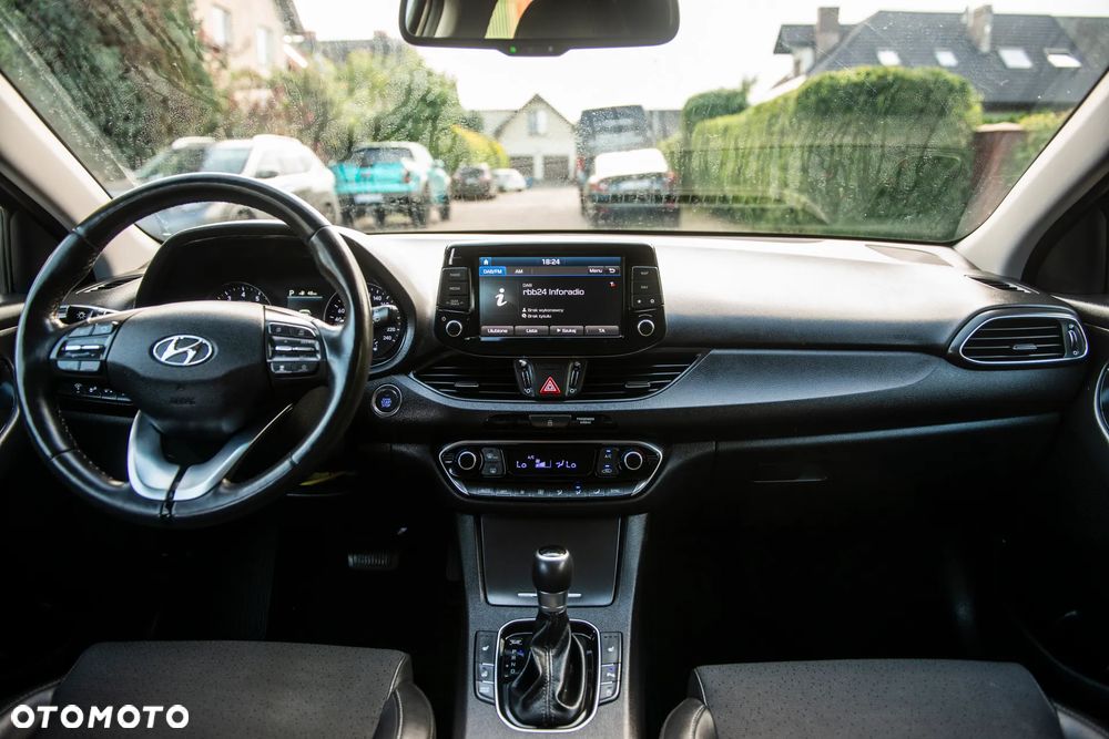 Hyundai i30 1.4 T-GDI Comfort DCT - 31