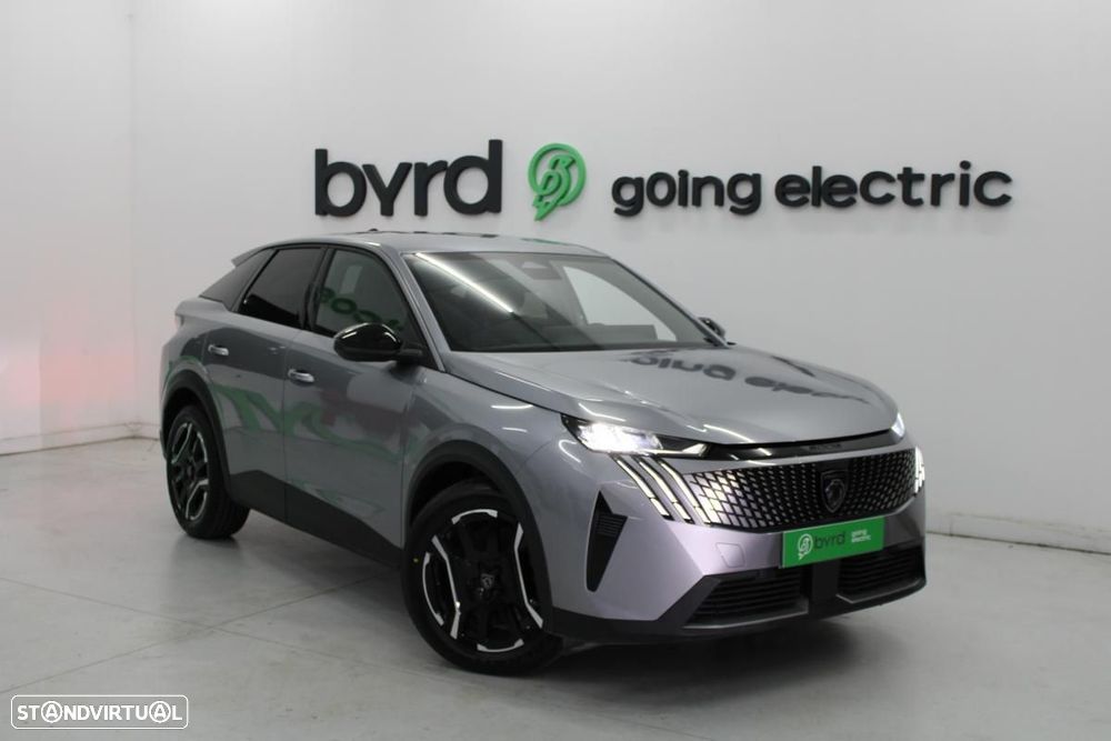 Peugeot E-3008