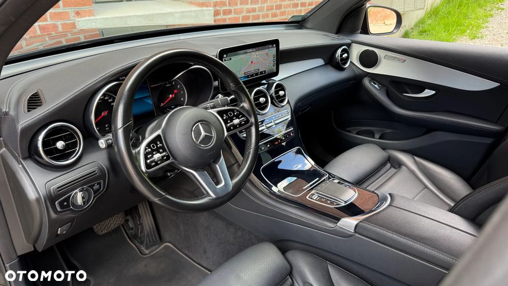 Mercedes-Benz GLC - 11