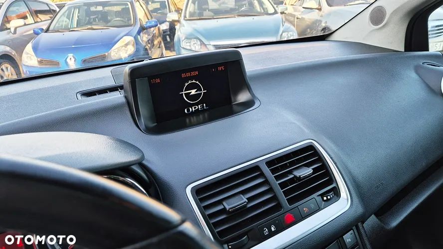 Opel Meriva 1.4 T Cosmo - 30