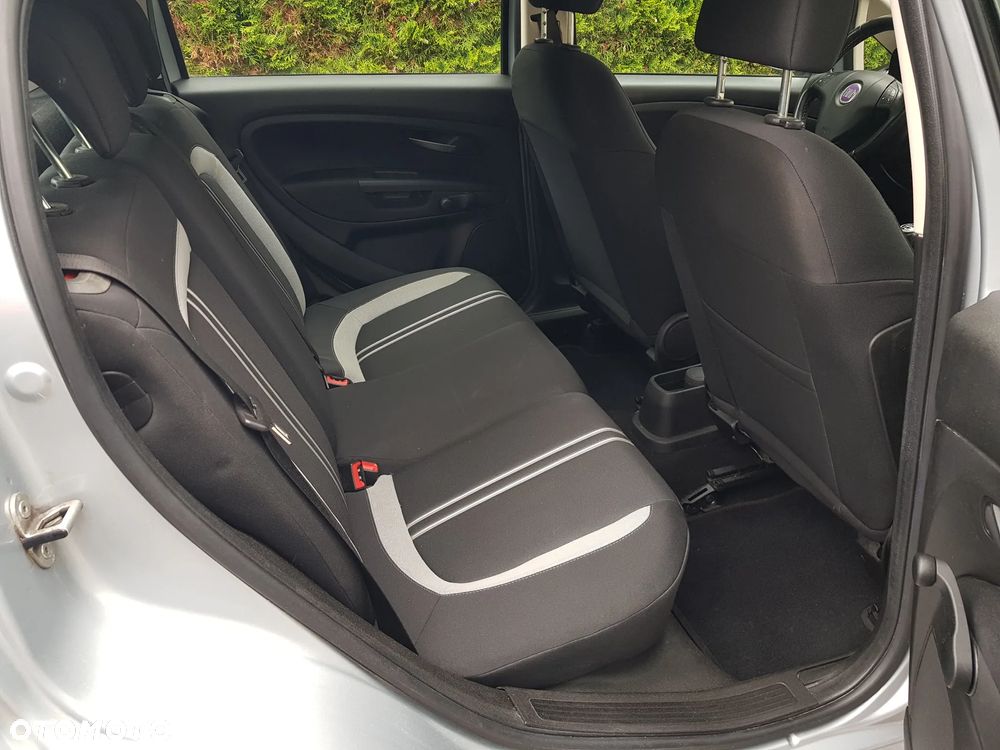 Fiat Punto - 14